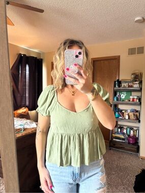 O'Neill Sage Green Eyelet Puff Sleeve Peplum Top